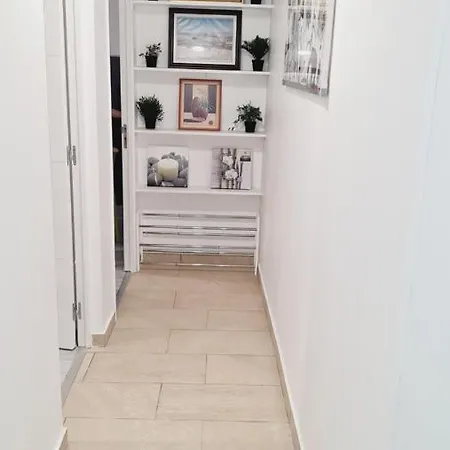 Appartement Lumineux Avec Parking Sevran Exterior foto