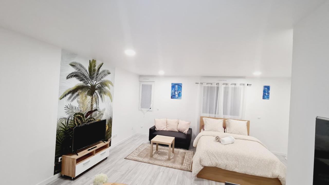 Lumineux Avec Parking Apartment