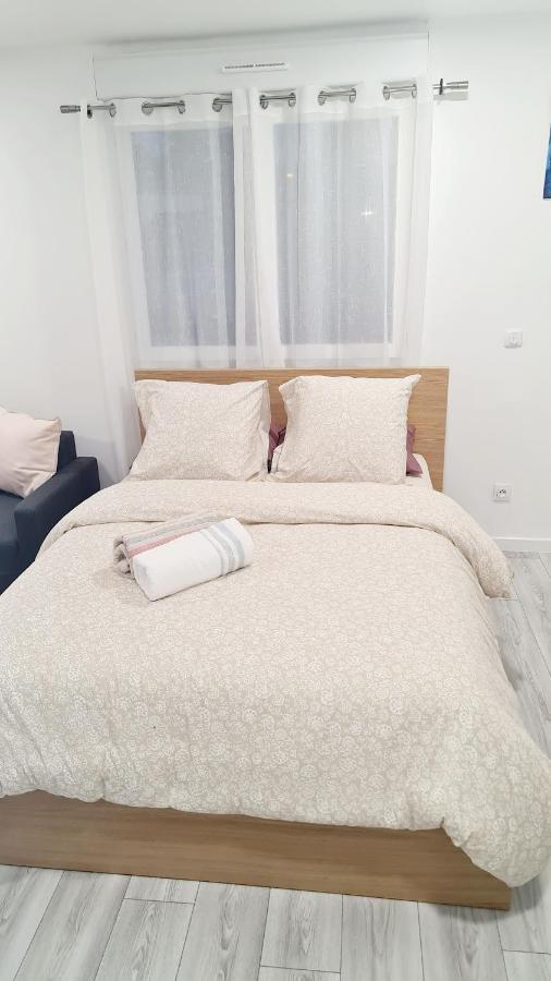 Lumineux Avec Parking Apartamento